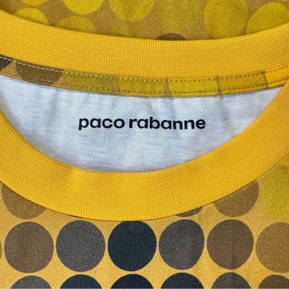 Paco Rabanne Cropped T-Shirt Yellow Dot Medium Ring Detail - Picture 6 of 9